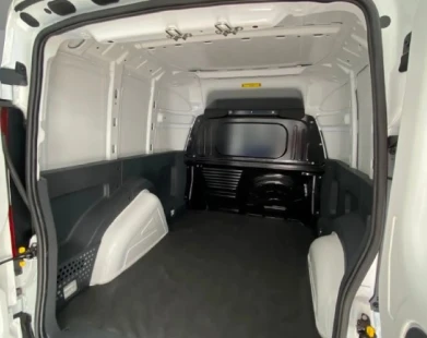 Conforto e Ergonomia para o Motorista - Peugeot Partner Rapid Conforto e Ergonomia para o Motorista - Peugeot Partner Rapid